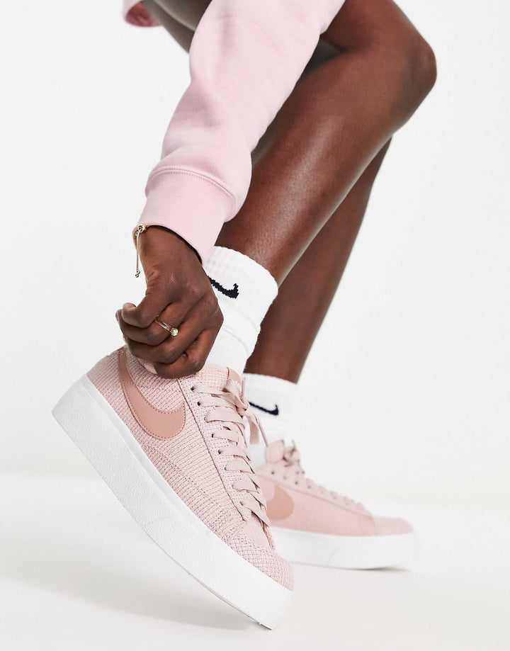Nike Blazer Low Platform Essential 'Pink Oxford Woven'