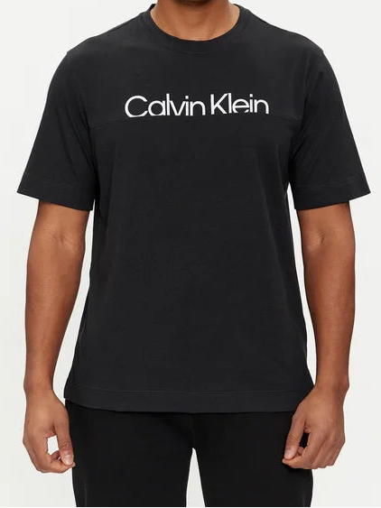 Calvin Klein-T-shirt